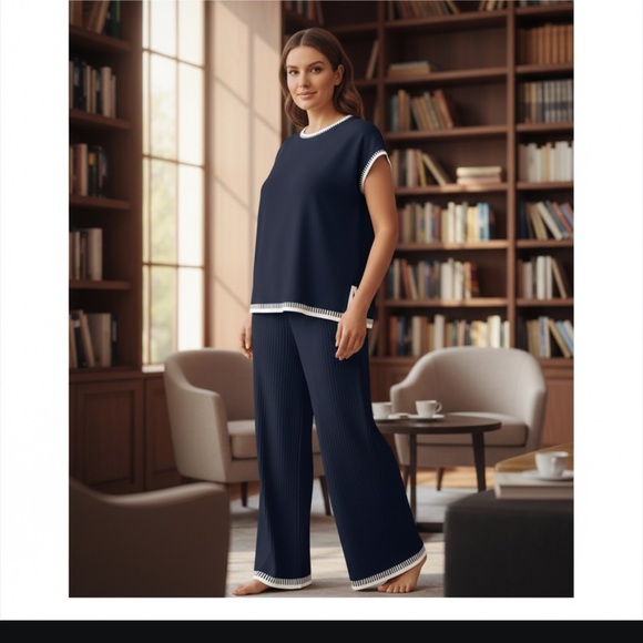 Two piece navy knit top and pants - Picture 7 of 8